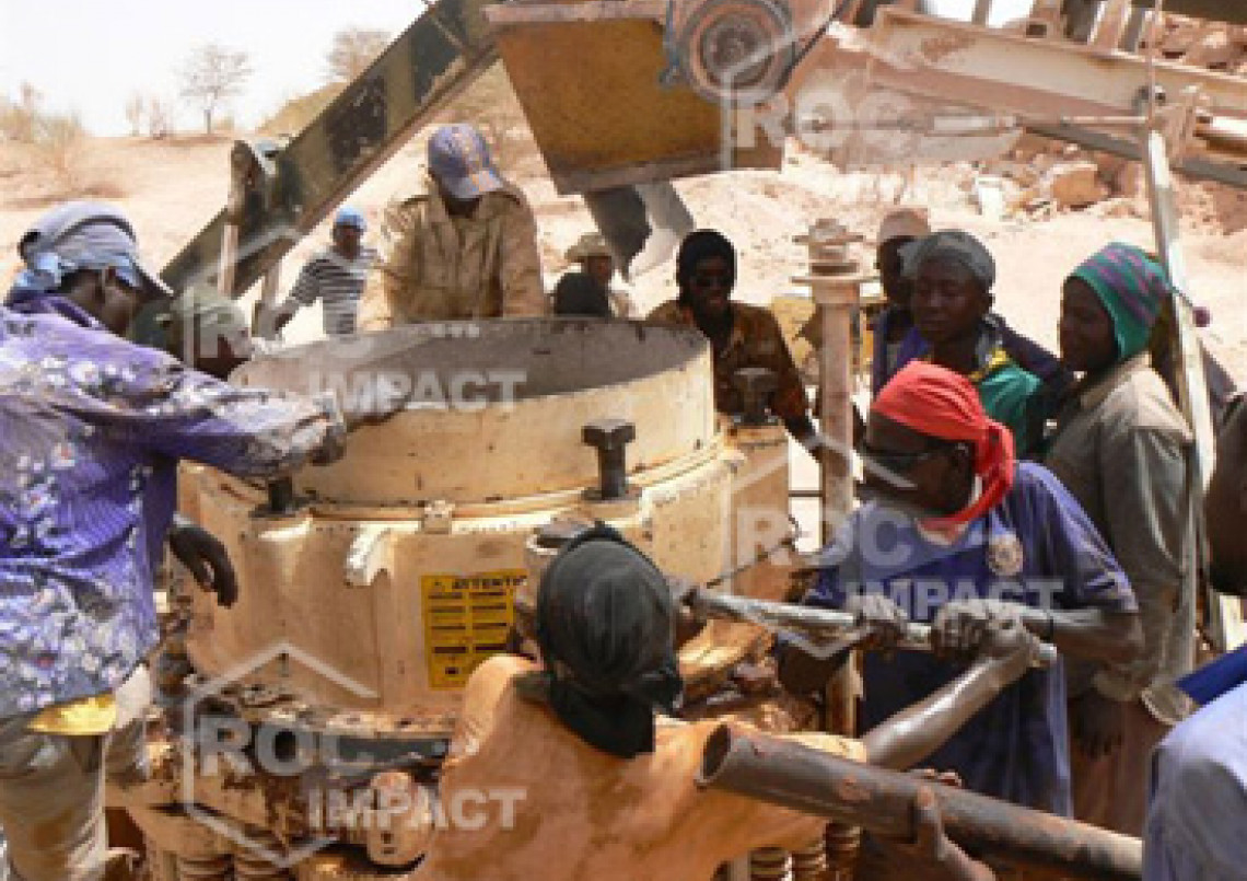 Crushing plant for highway and urban road construction between Agadez Djadjeri and Zinder