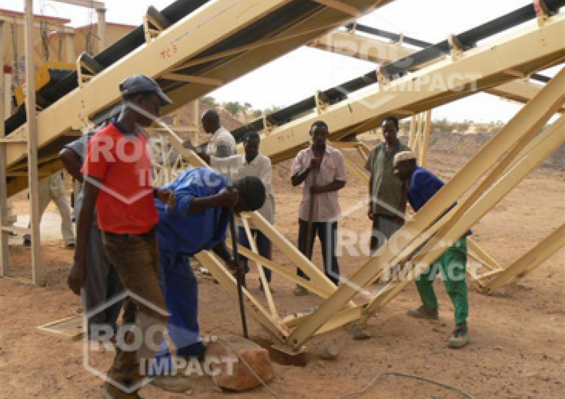 Crushing plant for highway and urban road construction between Agadez Djadjeri and Zinder