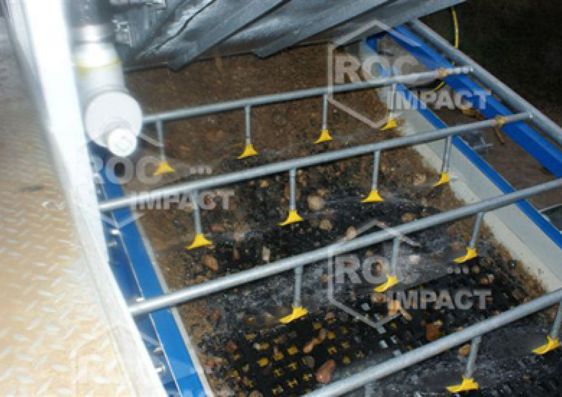 Installation with conveyor screening in France (Loire)